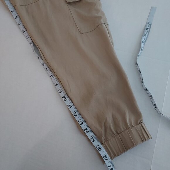 Banana Republic Pull-On Tan Jogger Cargo Pants Size XL NWOT - Picture 3 of 9